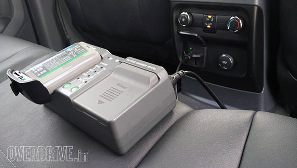 Ford Endeavour new (13)
