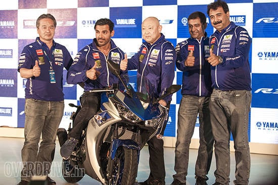 Yamaha launches the YZF-R3 sportsbike in India at Rs 3.25 lakh Yamaha YZF-R3 in India (1)