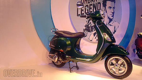 Vespa India launches new 150cc scooters starting at Rs 84,641 2015 Vespa (1)