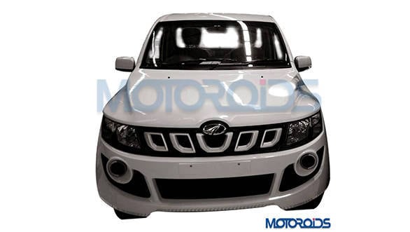 Spied: New Mahindra Genio spotted in India Mahindra-Genio-facelift