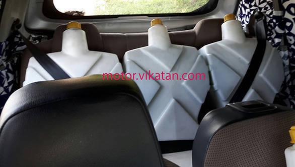 Mahindra-S101-Mahindra-XUV100-rear-seats-spied (1)