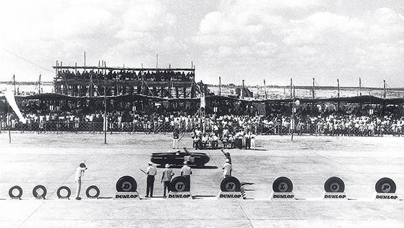 Nazir Hoosein Triumph (8)