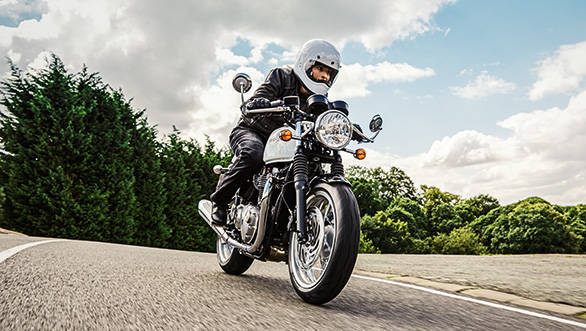 Triumph Thruxton and ThruxtonR (6)