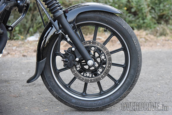 Bajaj Avenger 150 Street (9)