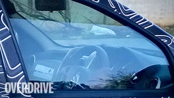 2016 Renault Duster spied (7)