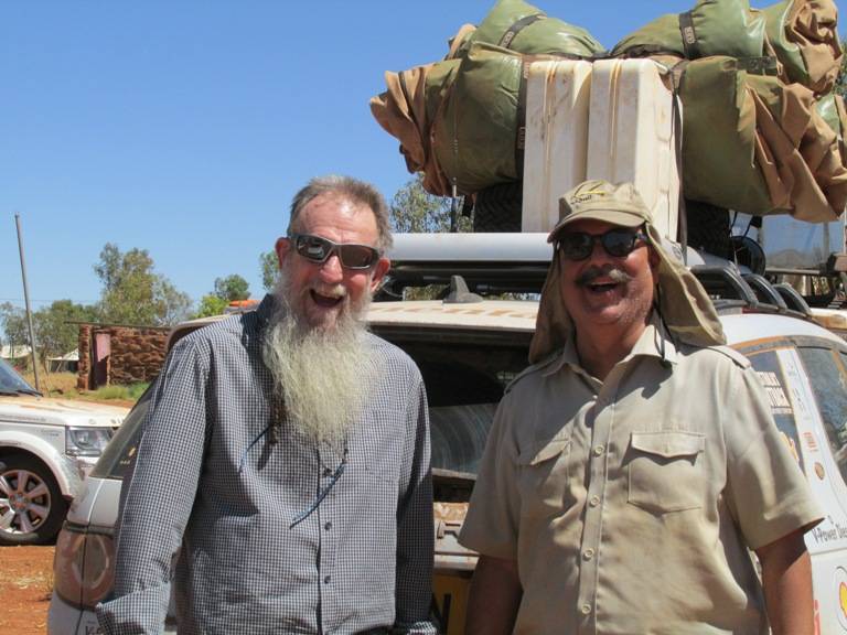 Kiwikurra's resident mechanic was on hand in the small town to help us. Fortunately we needed nothing and had a good laugh