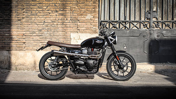 Triumph Street Twin with the Scrambler Inspiration Kit