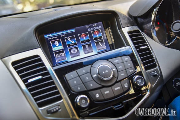 2016 Chevrolet Cruze (17)
