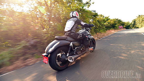 Moto Guzzi Audace (4)