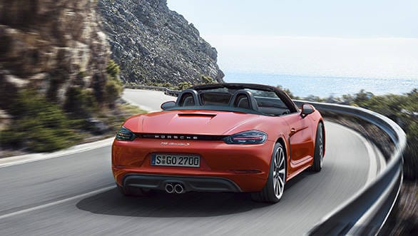 The rear end looks particularly tasty thanks to the new line between the redesigned tail lamps that houses the Porsche badge