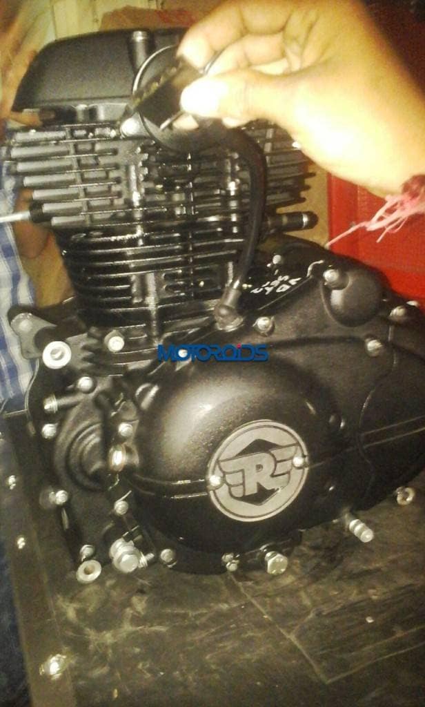 Royal-Enfield-Himalayan-Engine-2-616x1024