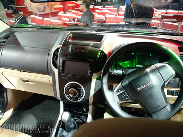 Isuzu D-Max V-Cross (3)