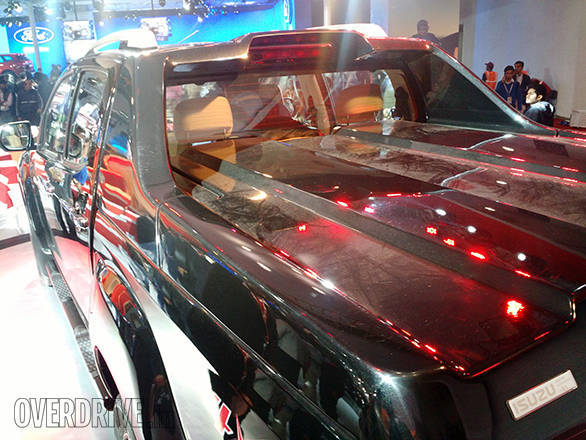 Isuzu D-Max V-Cross (4)