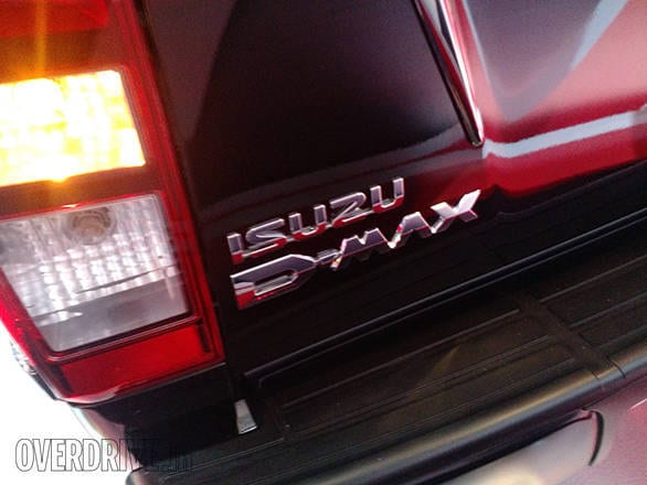 Isuzu D-Max V-Cross (5)