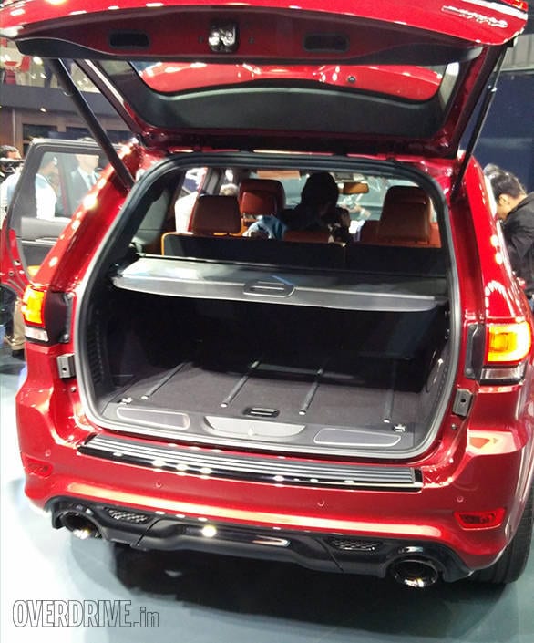 Jeep Grand Cherokee SRT (1)