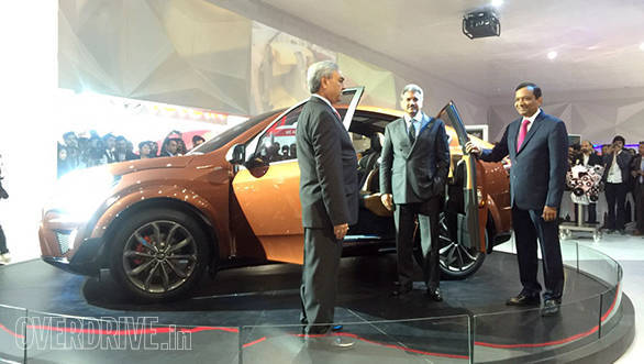 Mahindra XUV Aero Coupe Concept (11)