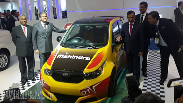 Mahindra e2o Sport (6)