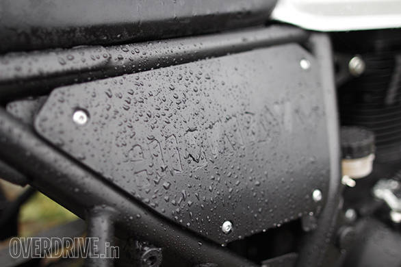 Image gallery: 2016 Royal Enfield Himalayan details Royal Enfield Himalayan (25)