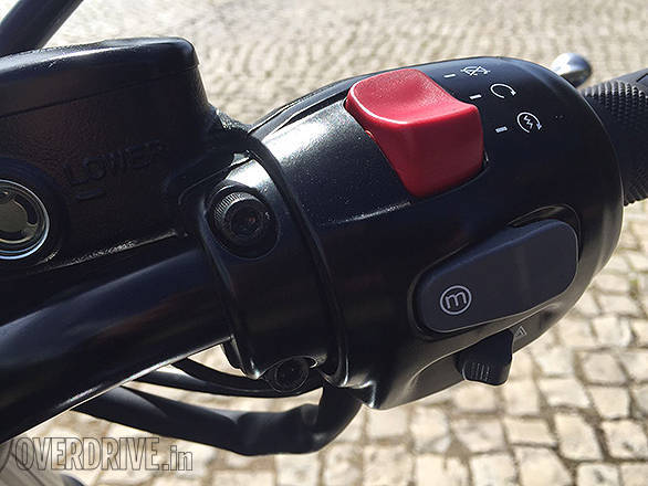 Image gallery: Triumph Bonneville T120 Black first ride review Triumph T120 (4)