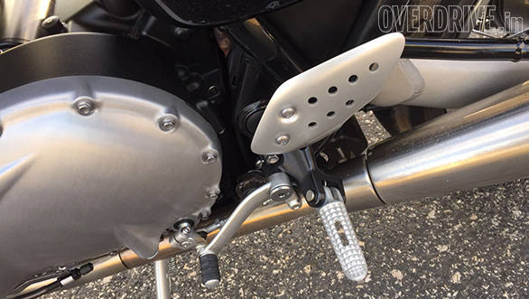 Triumph Thruxton R (2)