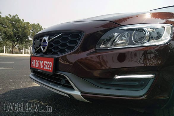 Volvo S60 Cross Country (6)
