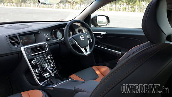 Volvo S60 Cross Country (7)