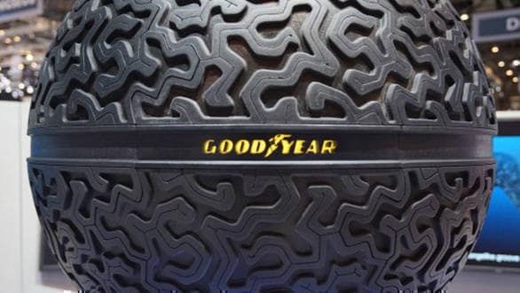 Goodyear unveils two concept spherical tyres goodyear_360_eagle_1