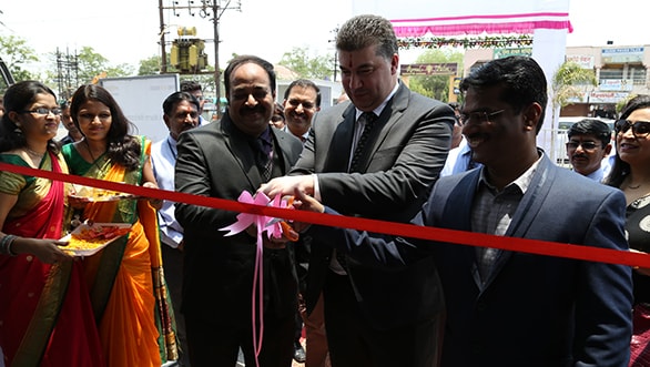 GM India opens new Chevrolet dealership in Solapur, Maharashtra Aarya Chevrolet Dealership