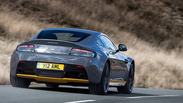 Aston Martin V12 Vantage S (19)
