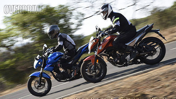 Honda Hornet Vs Suzuki Gixxer (18)