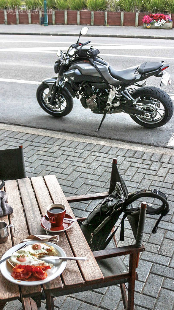 Yamaha MT07 (12)