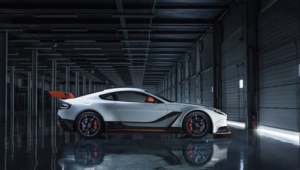 vantage-gt12_02B49EF953F932210B02AD6CB6