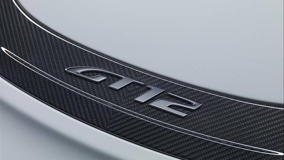 vantage-gt12_095694FB02461D8BA2012CCFCA