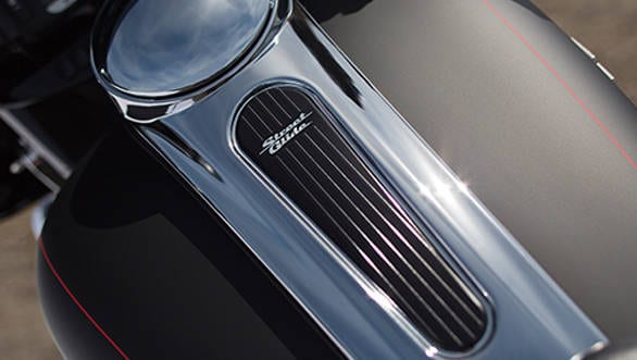 Harley-Davidson-Street-Glide