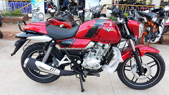 Bajaj V15