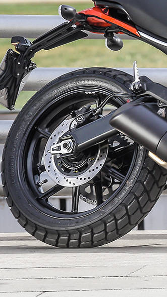 Ducati Scrambler Sixty2 (11)