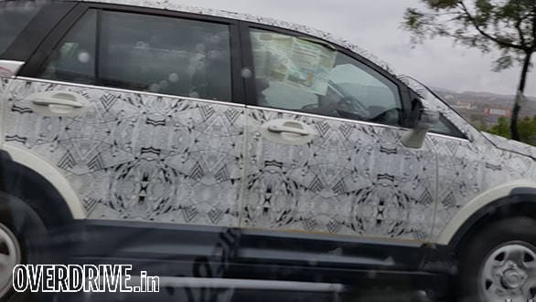 Spied Tata Hexa (2)