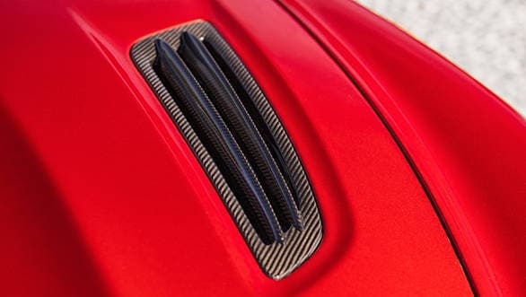 Vanquish Zagato (3)