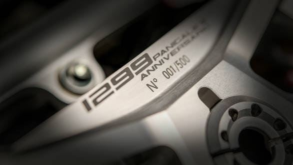 Ducati unveils limited edition 1299 Panigale S Anniversario 1299-Panigale-S-Anniversario-07