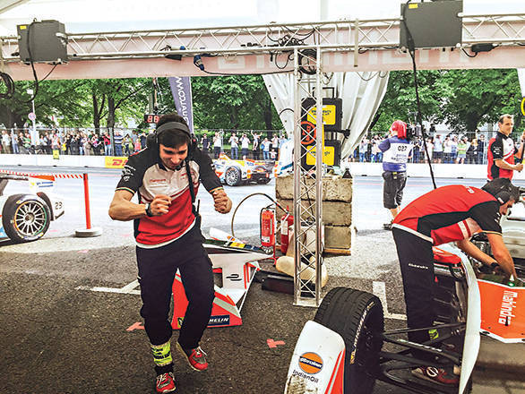 Nothing quite like human emotion in motorsport - here's one of the mechanics celebrating a perfect car swap
