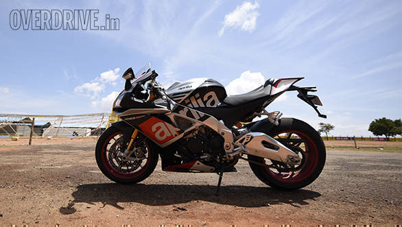 Aprilia RSV4 RF (8)