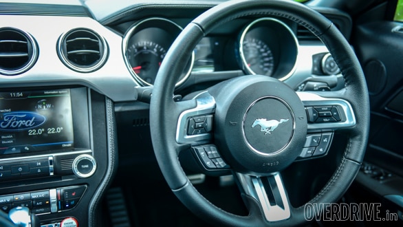 Steering offers various controls including cruise-control