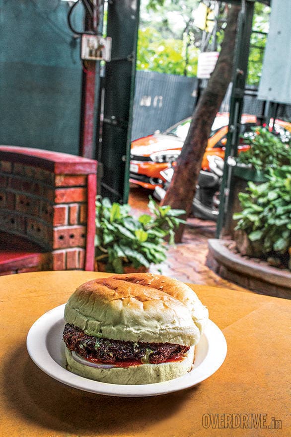 Discovering hang-outs in Pune with the Tata Tiago Tata Tiago Advertorial (7)