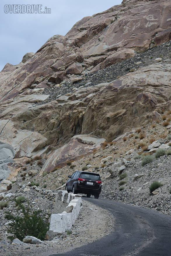 Innova Crysta in Ladhak (4)