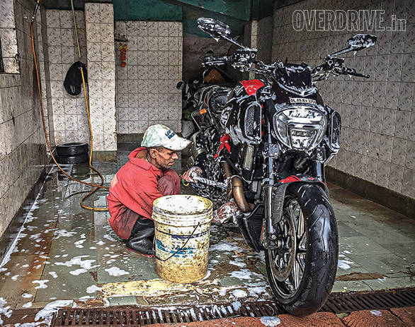 Living With Ducati Diavel (8)