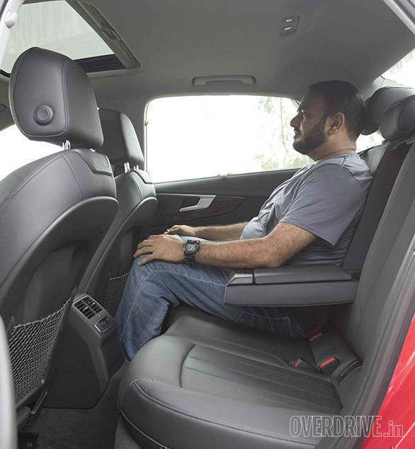 2016 Audi A4 (9)