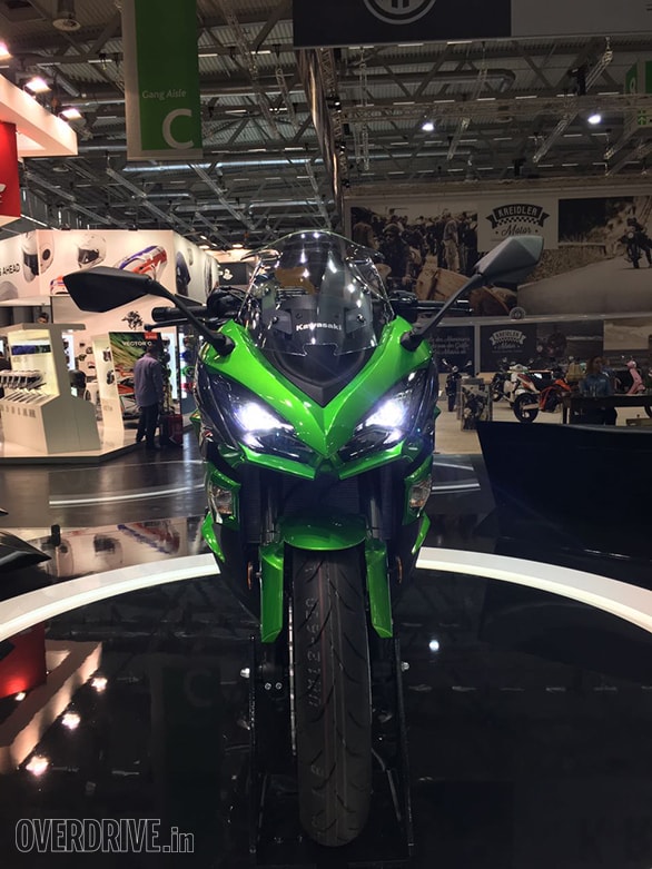 Kawasaki Ninja Z1000SX (4)