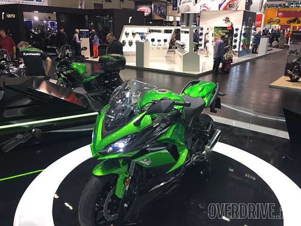 Kawasaki Ninja Z1000SX (6)