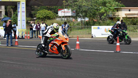 2016 JK Tyre Vroom: Joel Joseph wins pro stock open class Speedsters involved in a fiery action at the JK Tyre Vroom 2016, held at the Jakkur Aerodrome in Bengaluru on Sunday 16, 2016