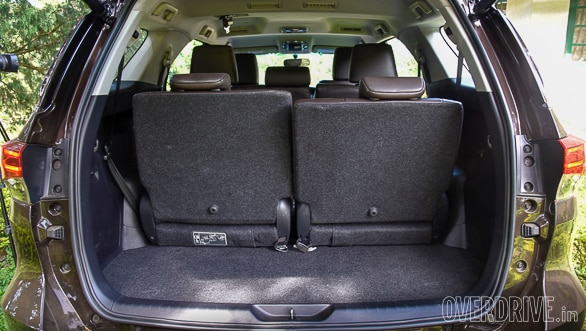 Image gallery: 2016 Toyota Fortuner review 2016 Toyota Fortuner (144)